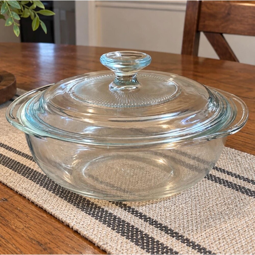 Vintage Clear PYREX 3 Qt Round Casserole Dish with Sunburst Lid CC-3 Made in USA